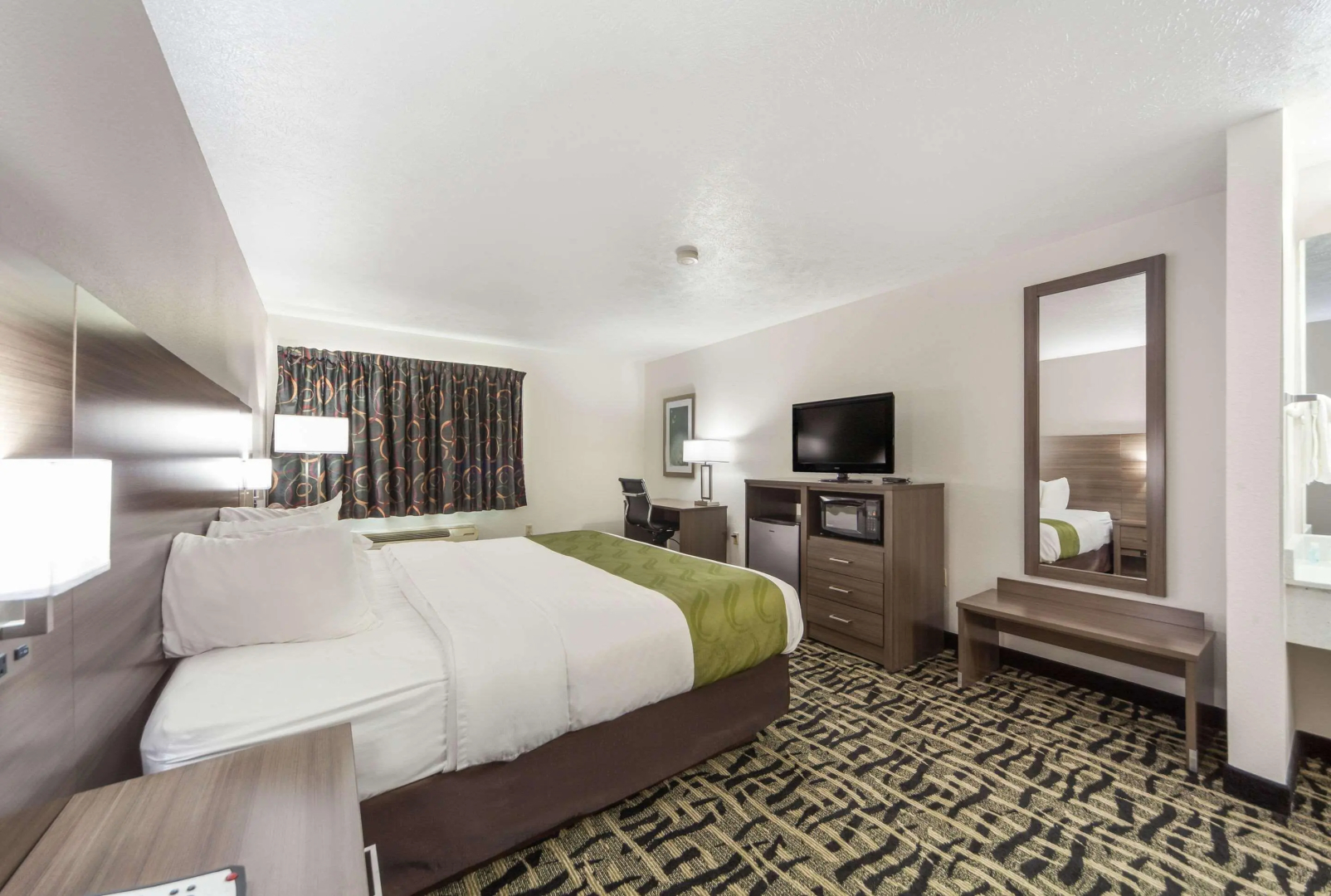 Quality Inn & Suites Omaha Chalco