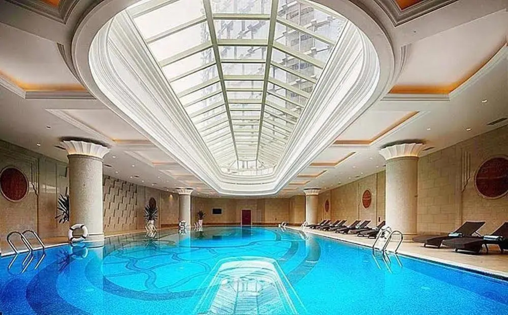 Galactic Classy International Hotel