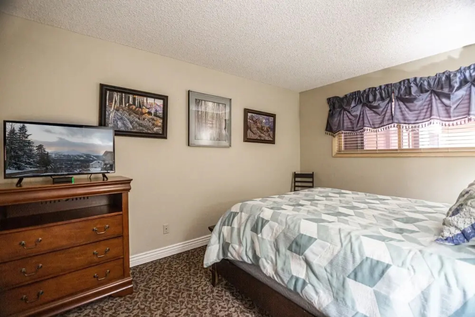 Longbranch 216 2 Bedroom Condo by RedAwning