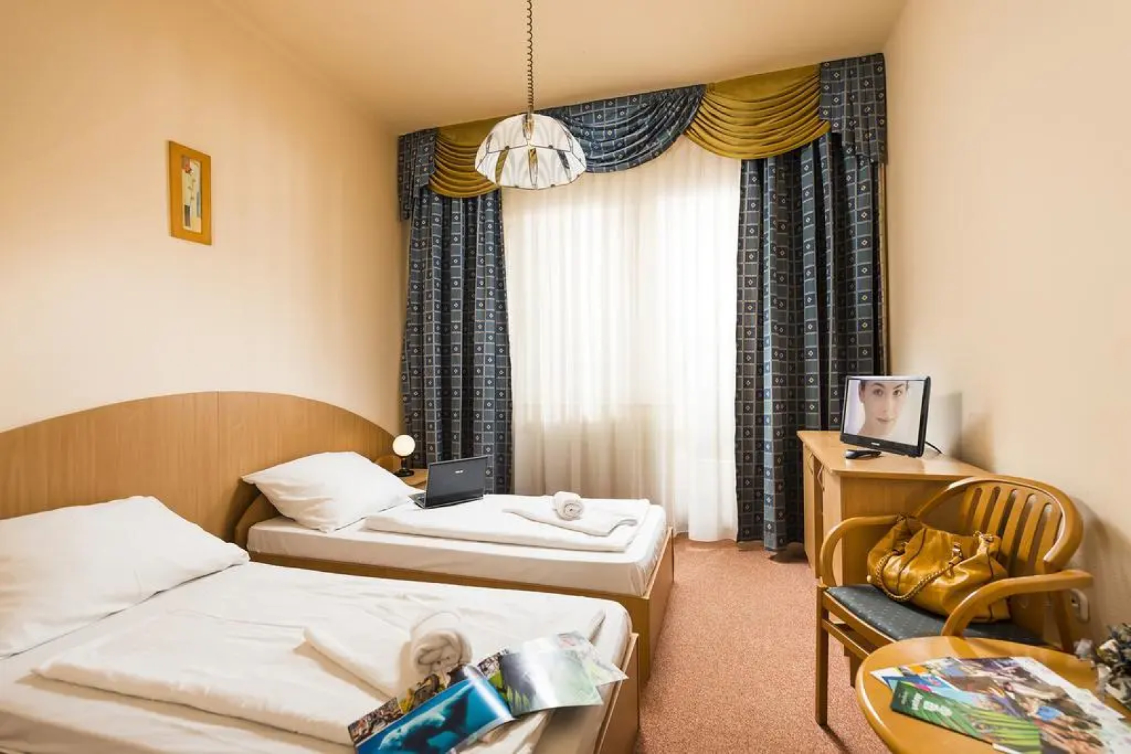 Ozoon Hotel
