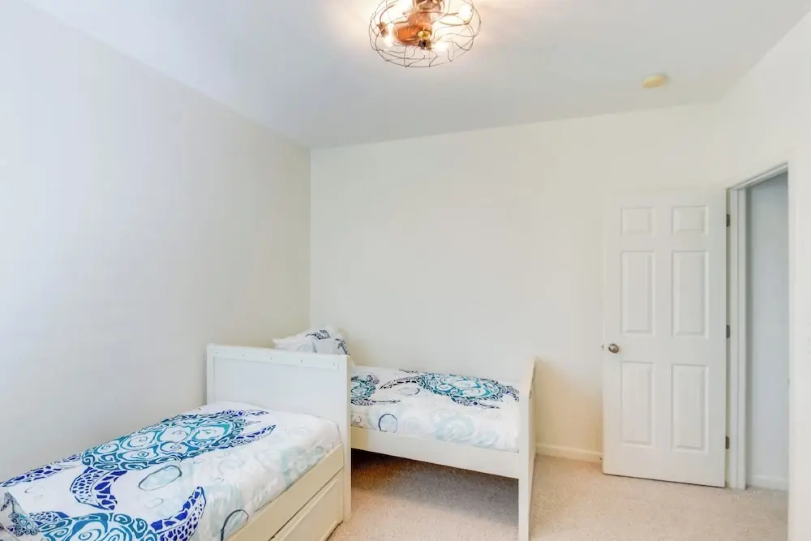 4 Mi to Beach: Lewes Townhome w/ Ping-pong Table
