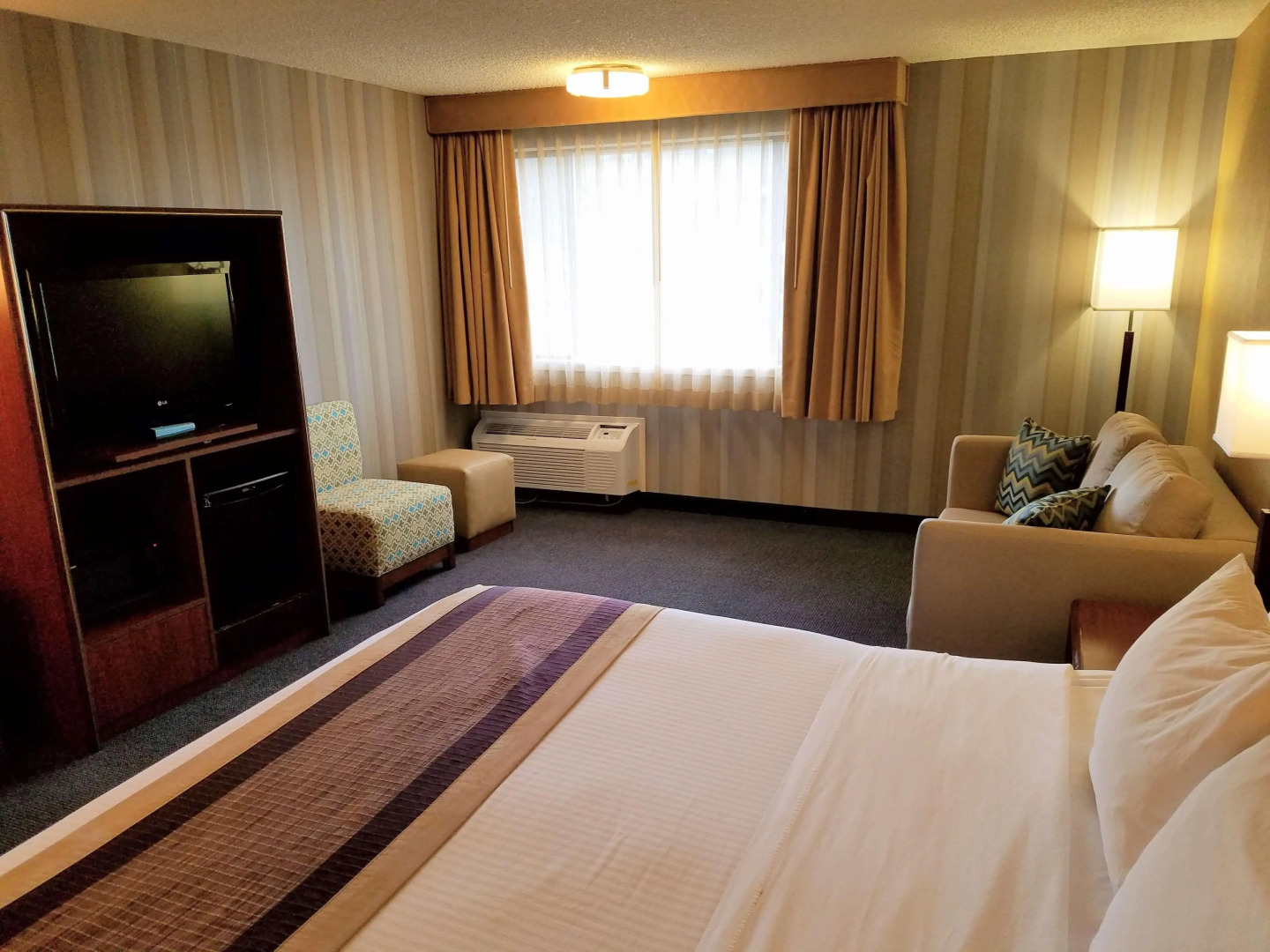 Best Western Cascadia Inn