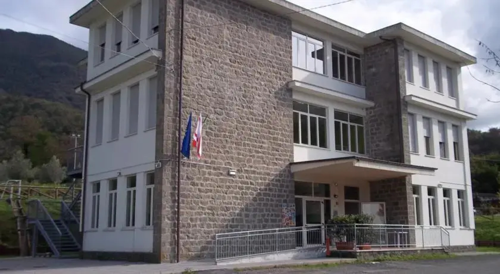 Ostello "STELE DI TRESCHIETTO"