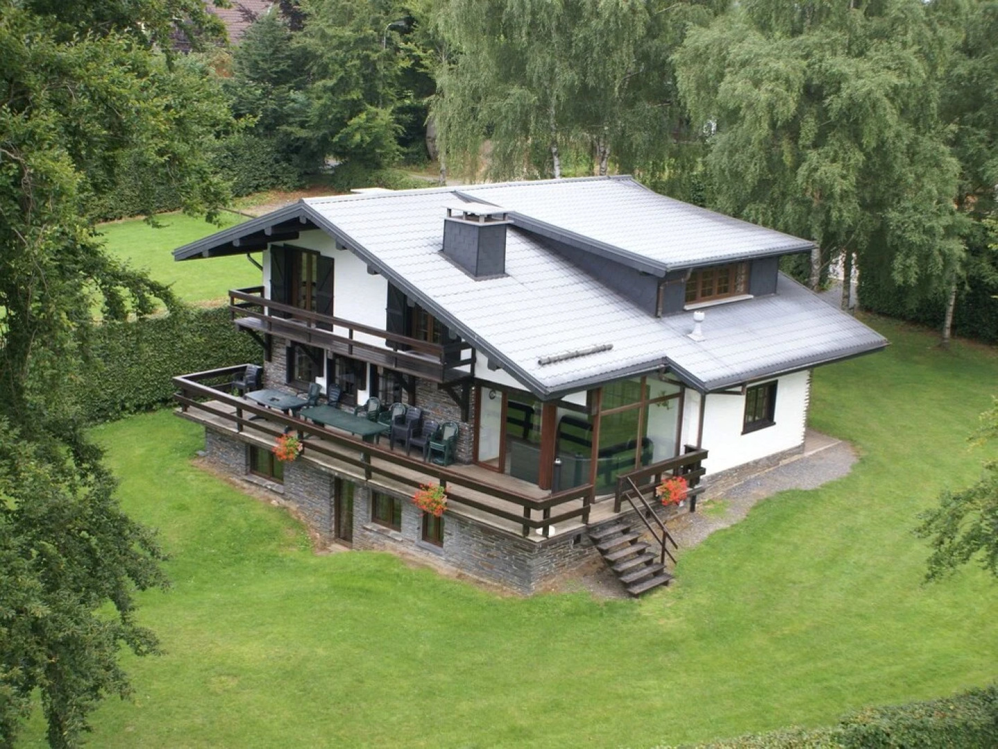 Beautiful Chalet in Xhoffraix With Garden