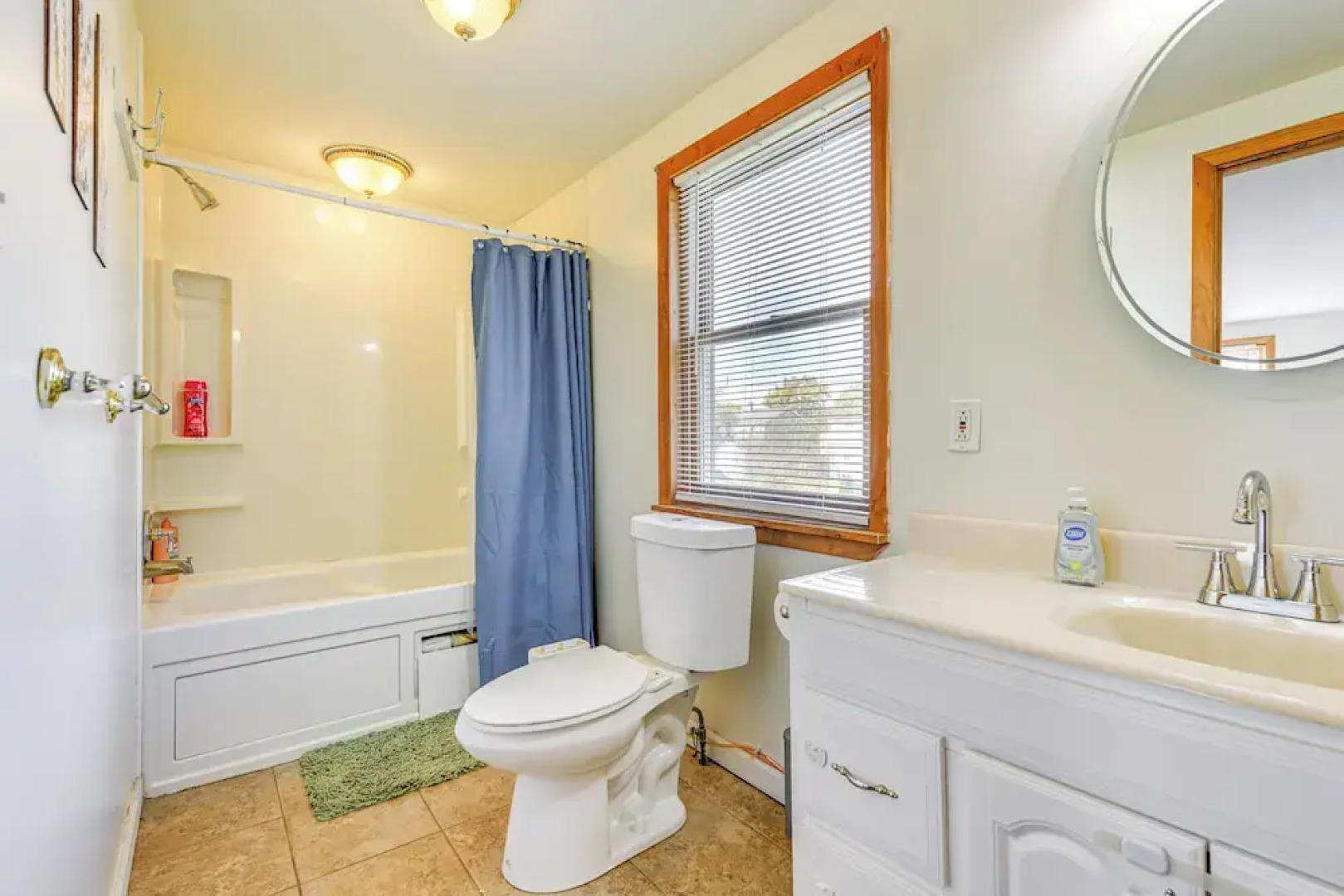 2 Mi to Walden Galleria: Home w/ Furnished Deck!