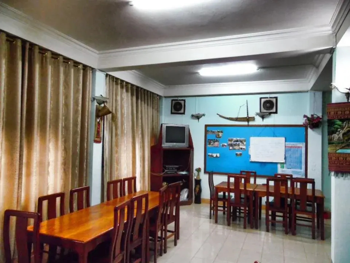 White Orchid Guesthouse