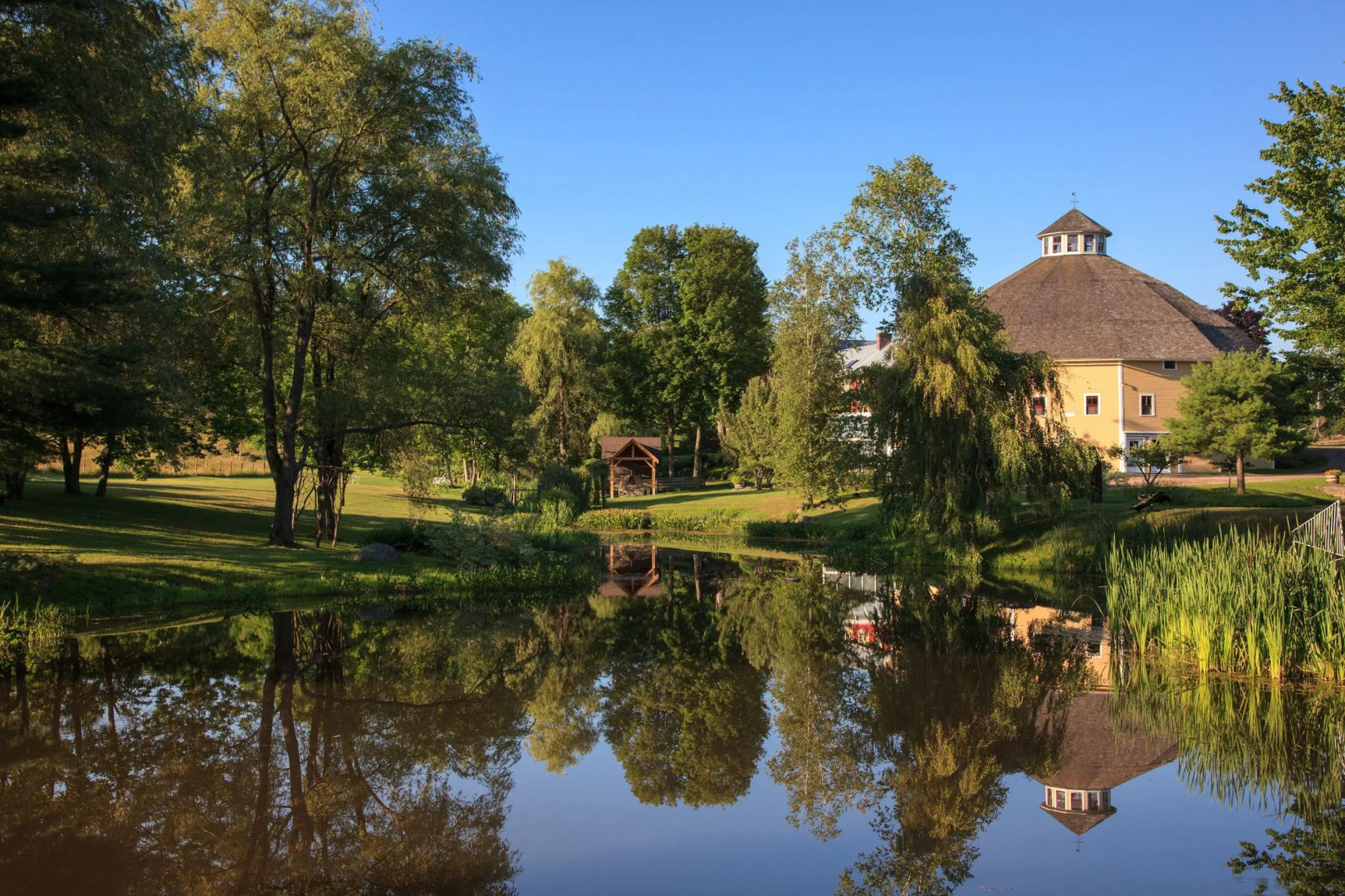The Inn at Round Barn Farm