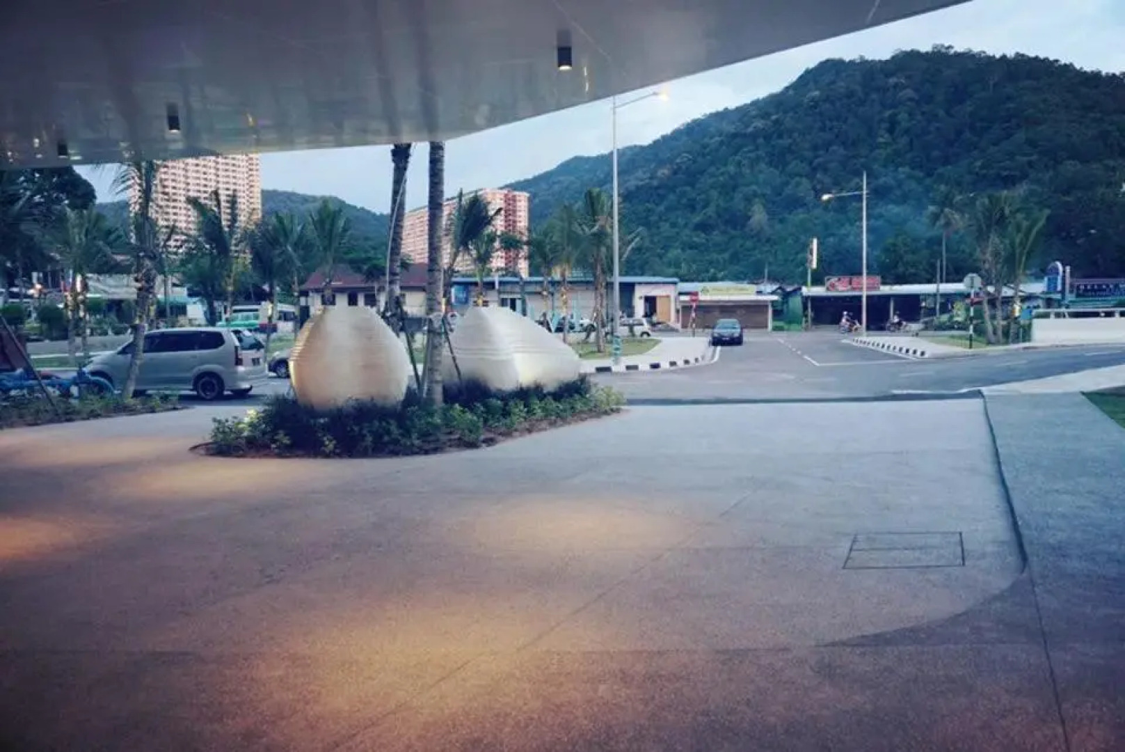 Ferringhi Luxury Suite @ By The Sea