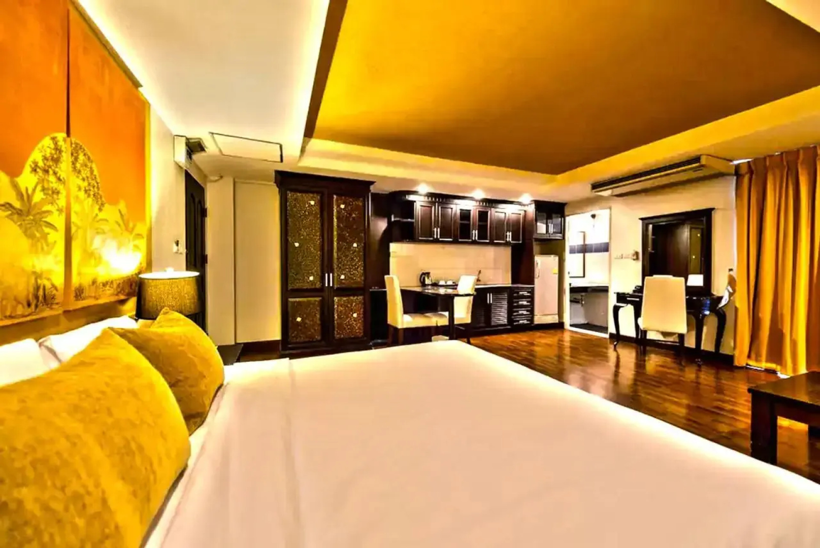 The Heritage Sathorn Suite Hotel