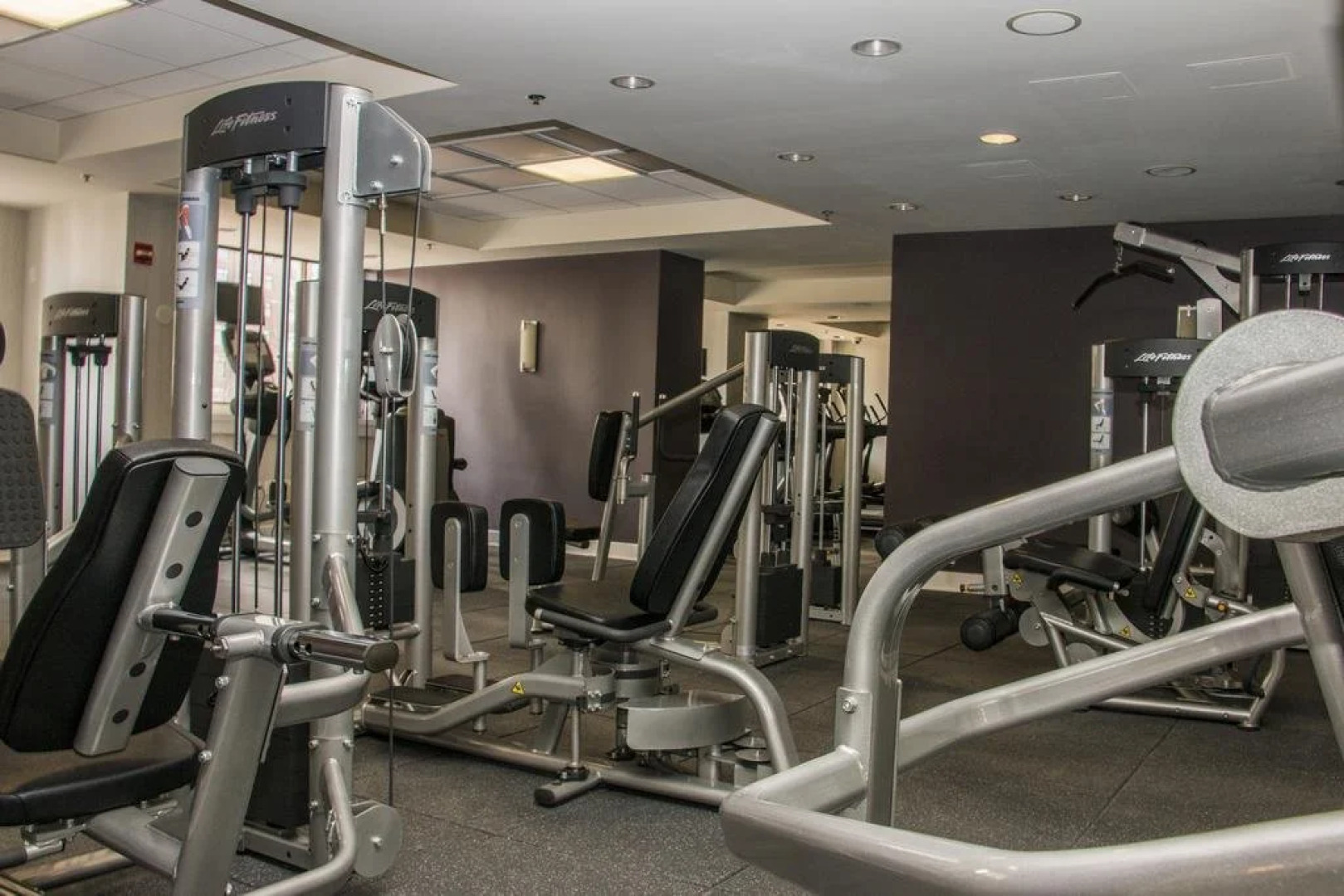 New York Area Modern Suites