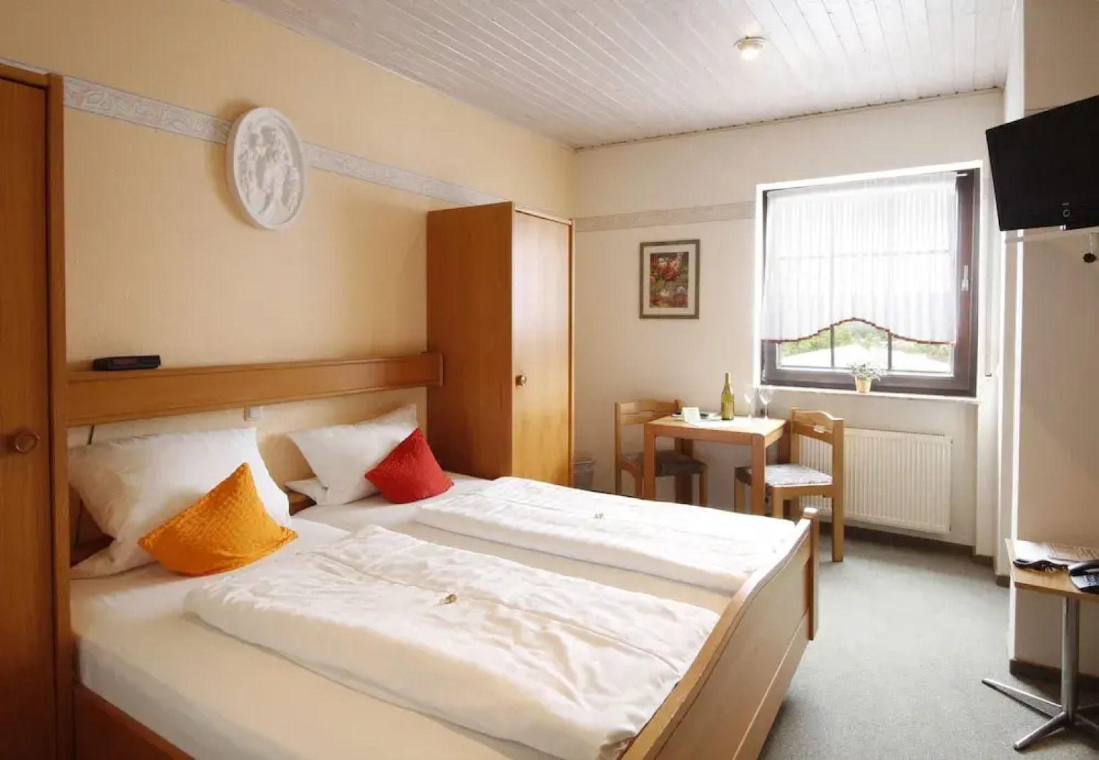 Weingut Gästezimmer Fröhliches Weinfass