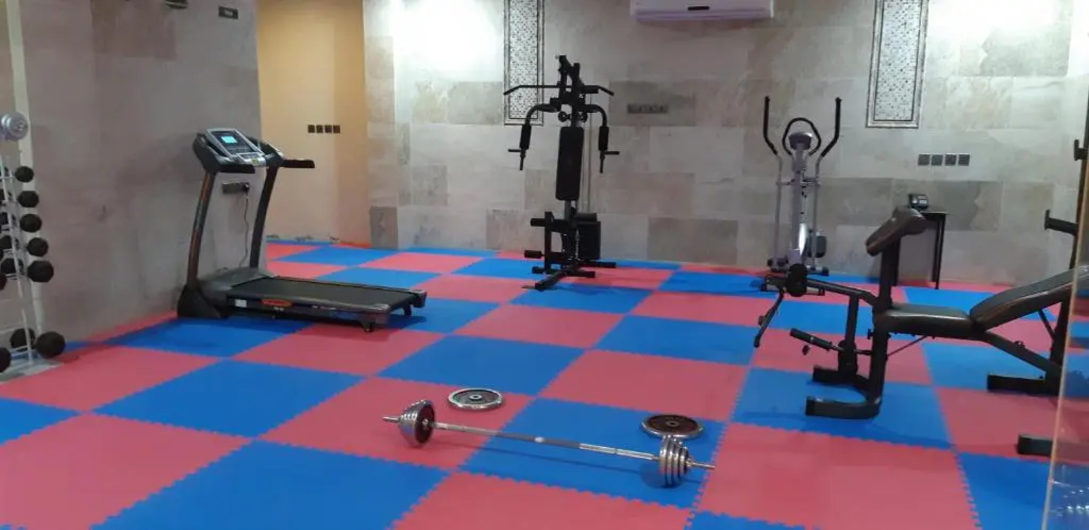 Mera Houses Aparthotel