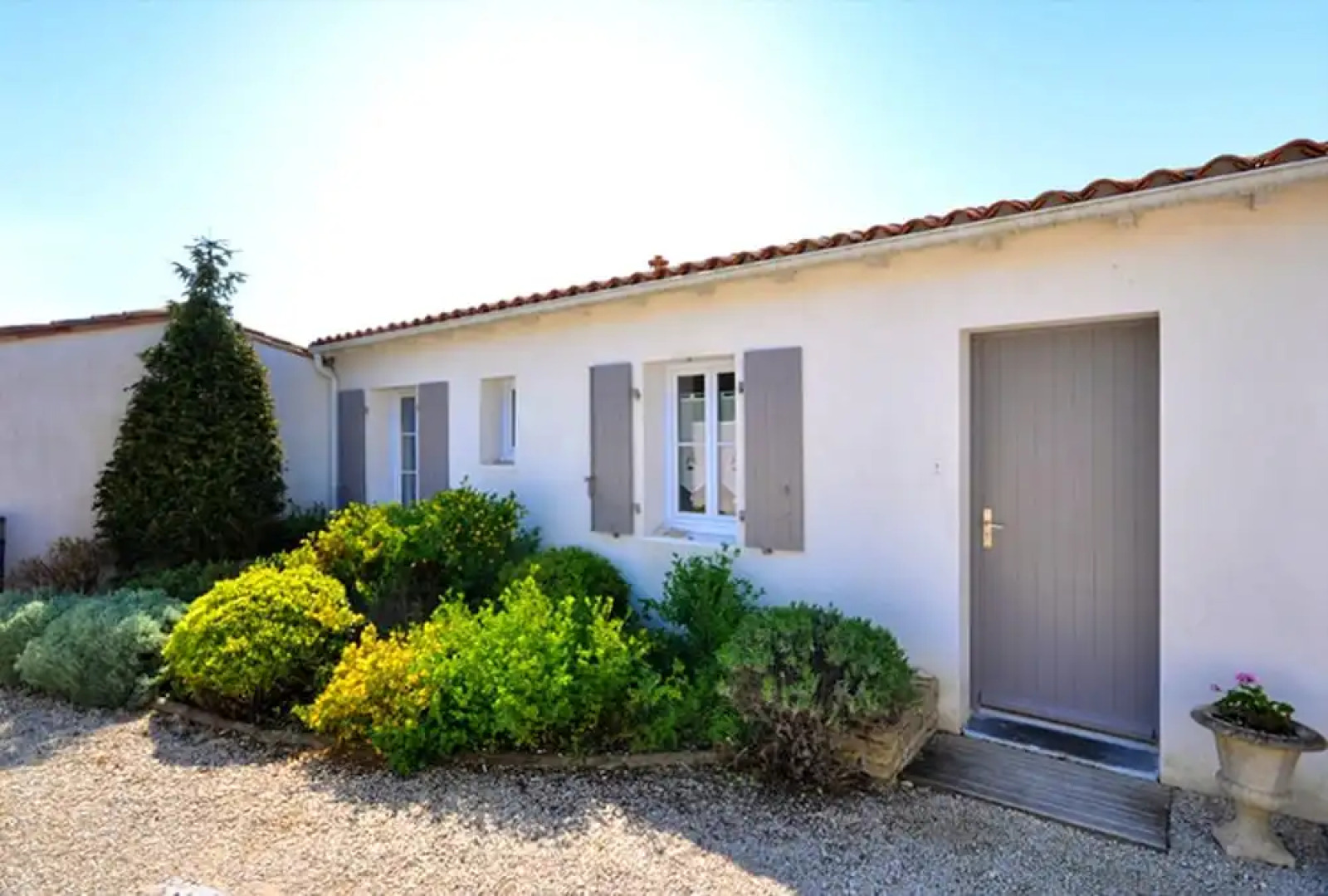 House With 2 Bedrooms in Le Bois-plage-en-ré, With Pool Access, Furnis