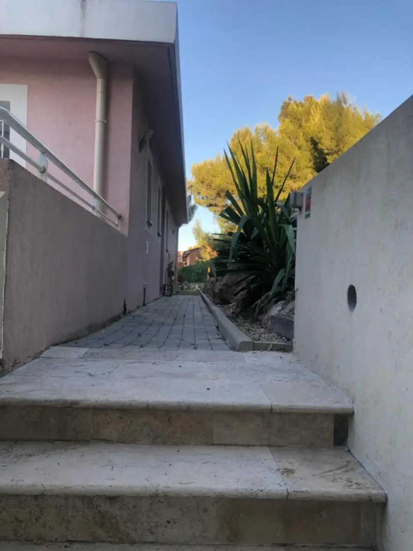 Vue mer.Tranquilité.Cap d'Ail à 10 mn de MONACO