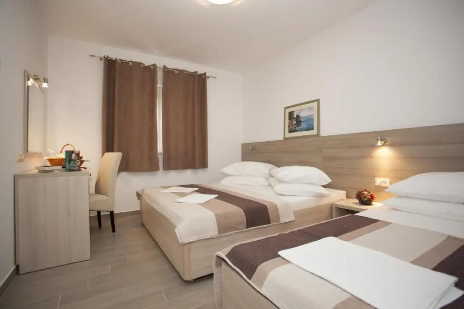 Apartments Bota