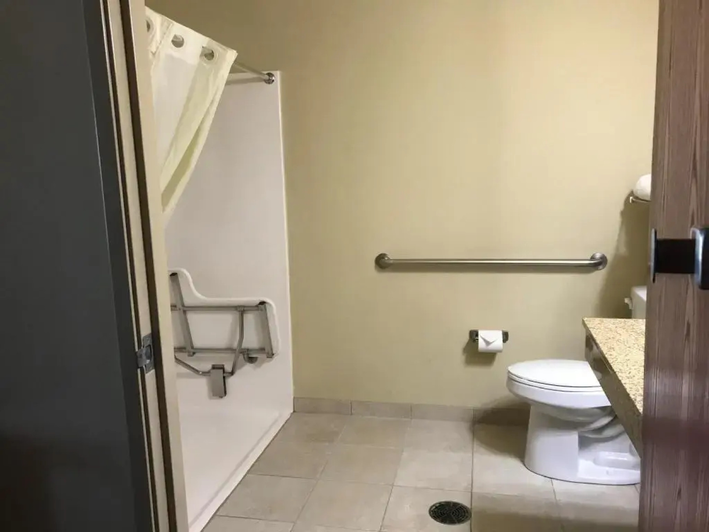 Cobblestone Inn & Suites - Vinton