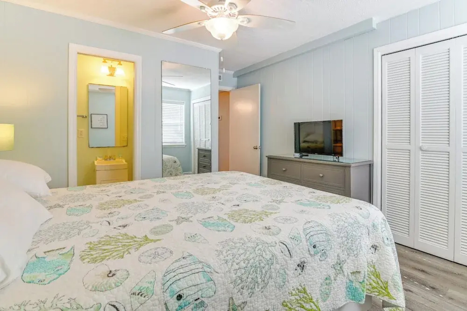 Private Beach & Pool Access: Murrells Inlet Condo!