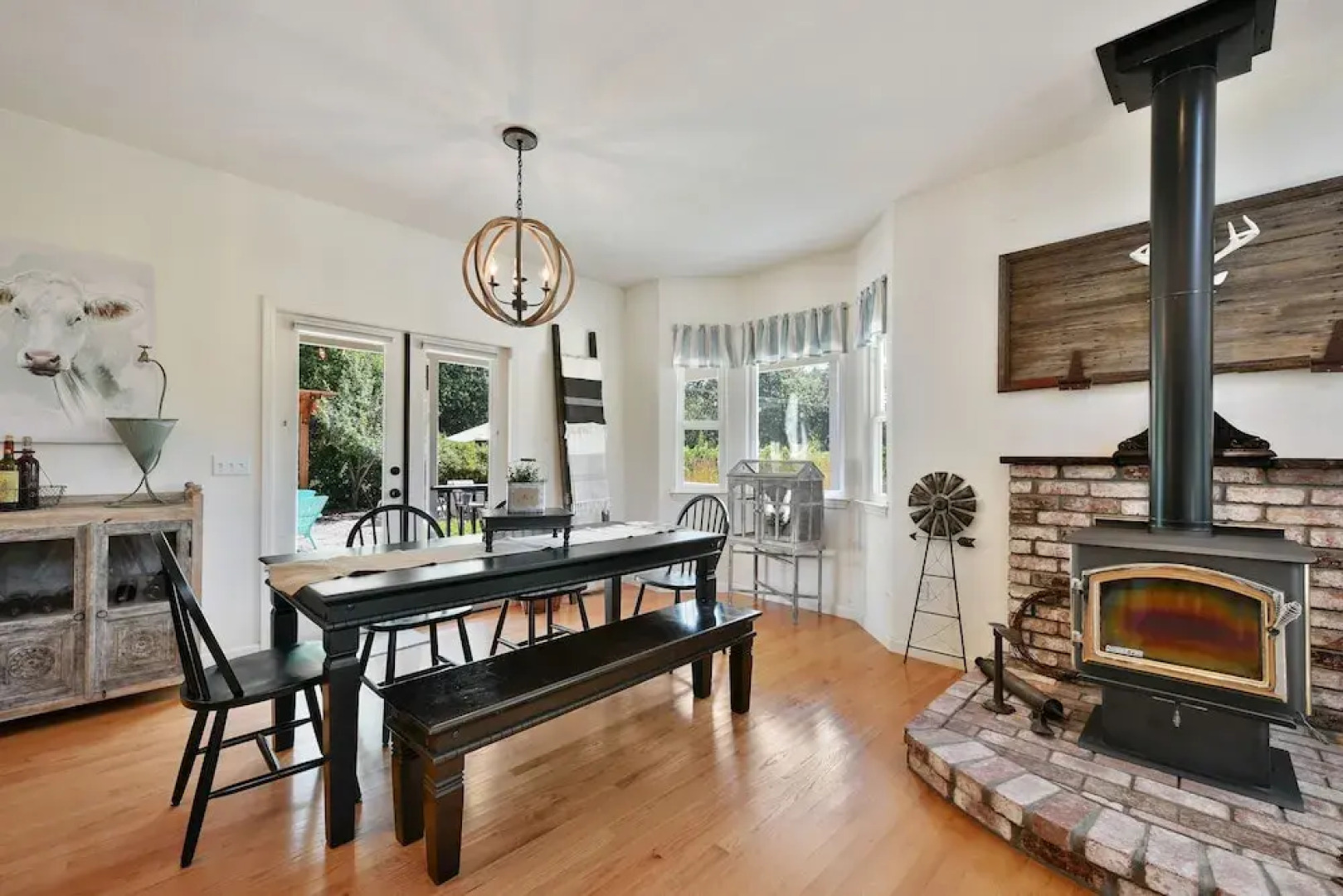 9412 Mervin Ave Home 4 Bedrooms 2.5 Bathrooms Home