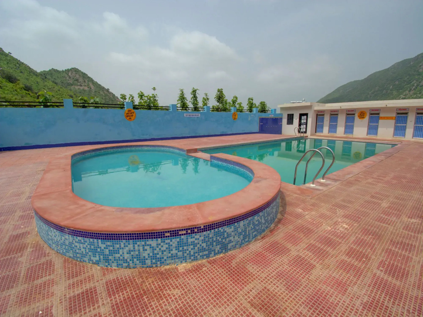 OYO 16709 Green Valley Resort