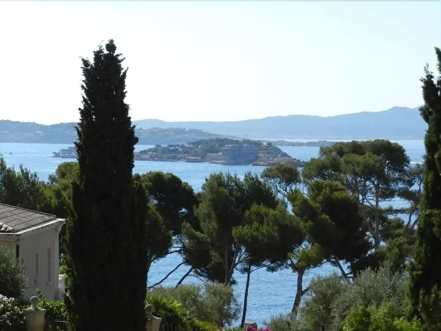 Le Hameau de la Crique de lAnglaise