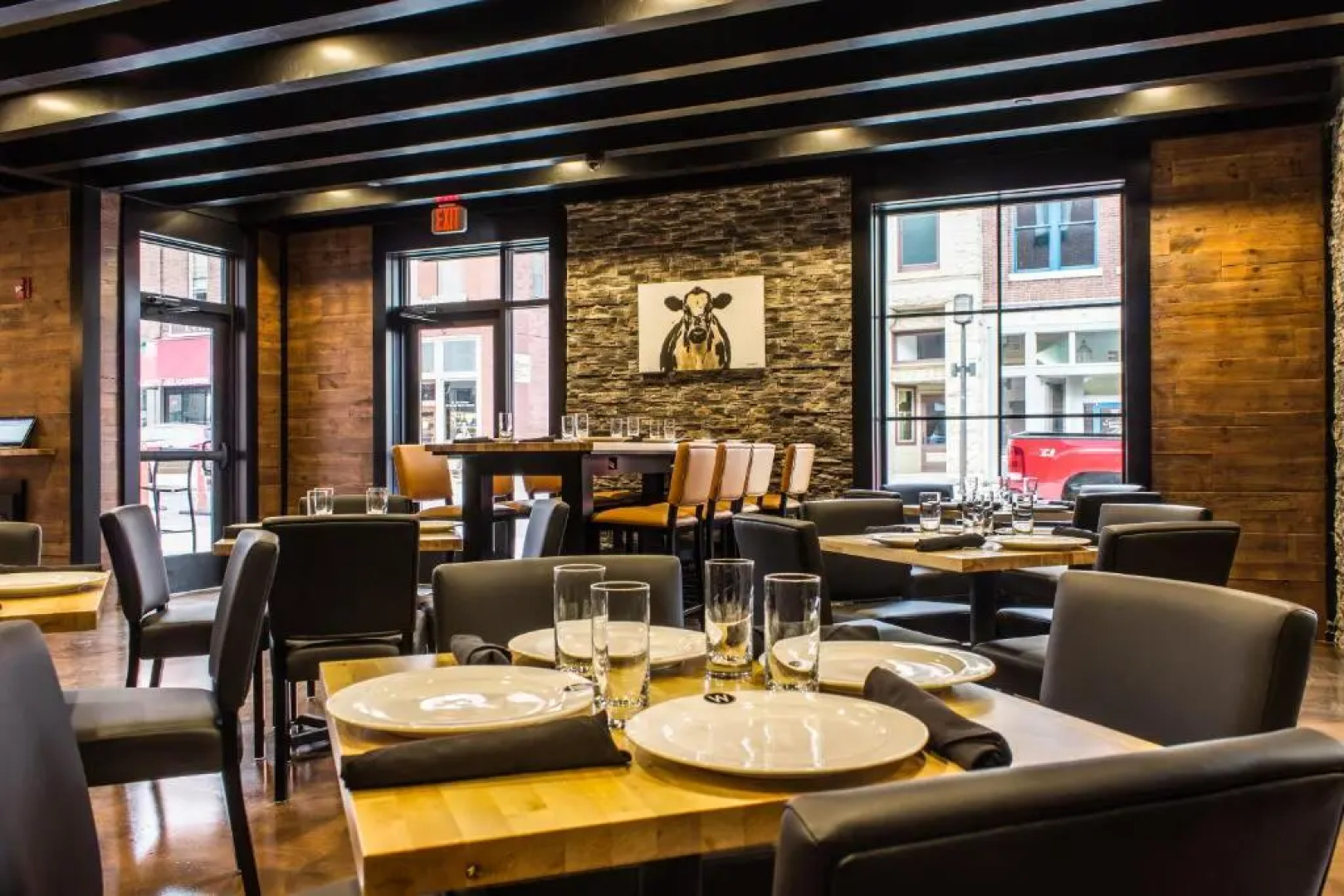 Cobblestone Hotel & Suites – Chippewa Falls