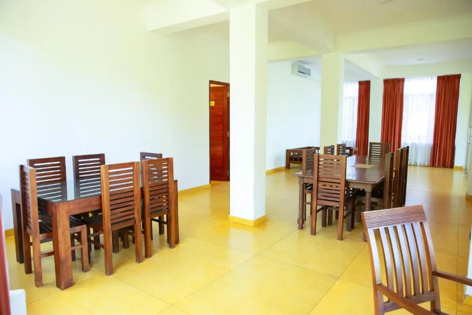 Glenloch Tea Factory Hotel