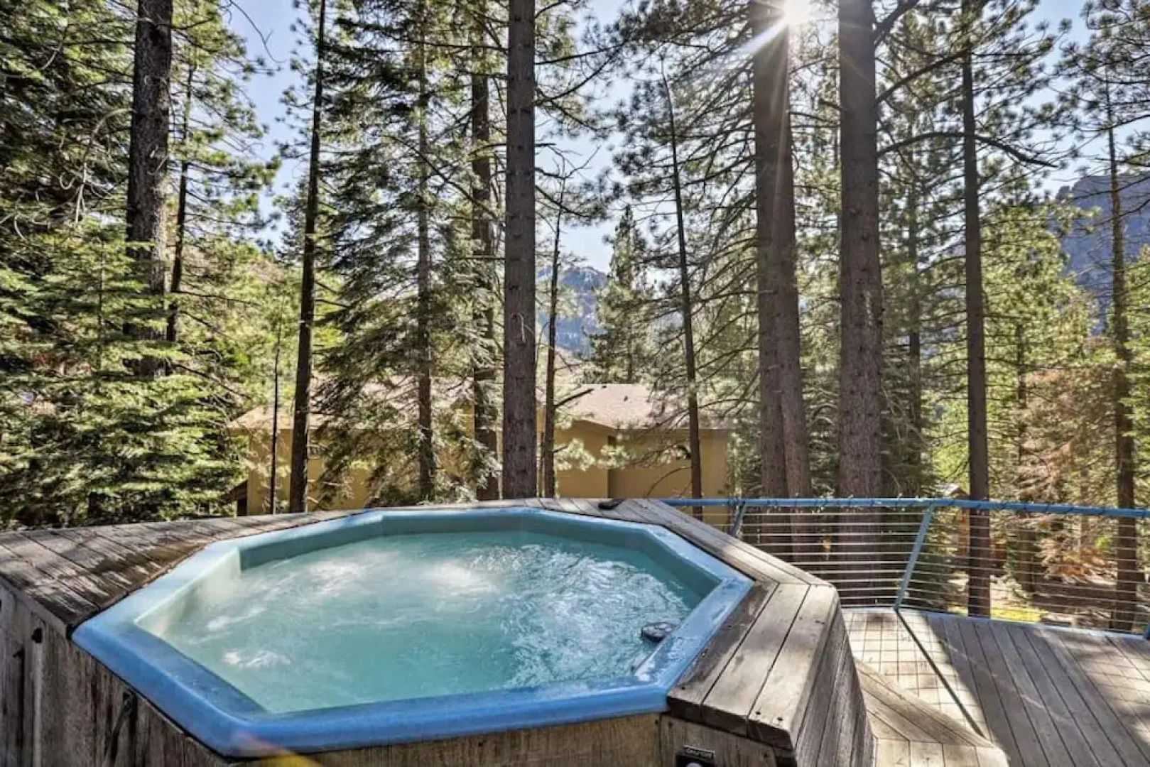 Squaw Valley Mountain Chalet w/ Private Hot Tub!