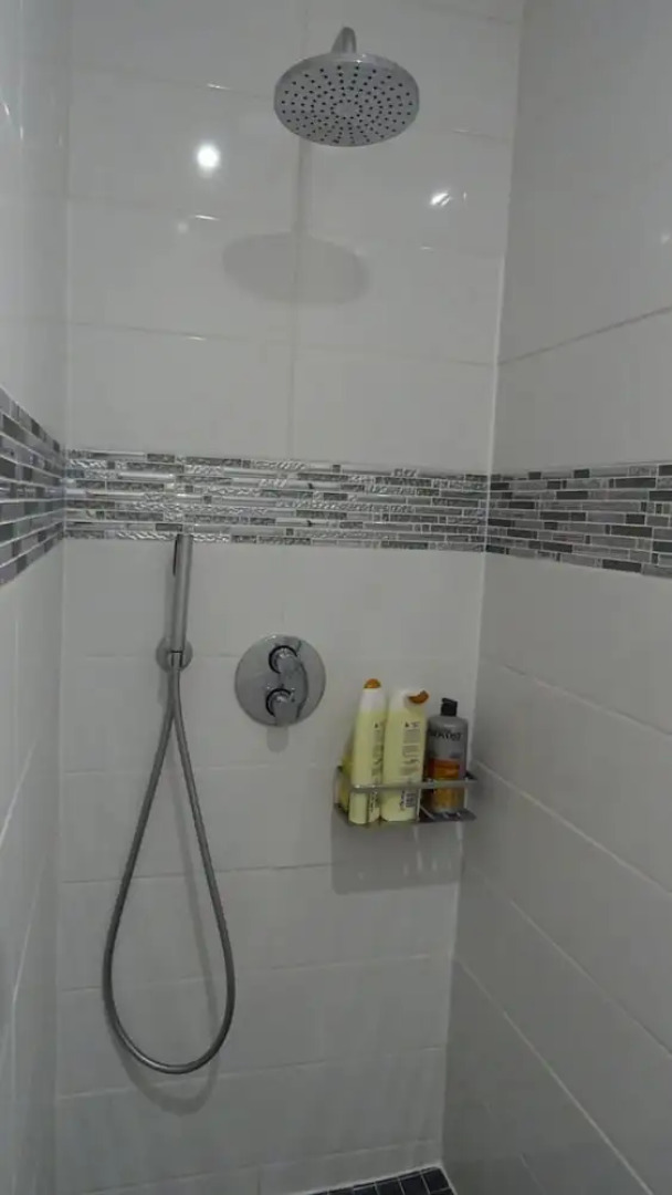 Villa avec vue sur le bassin