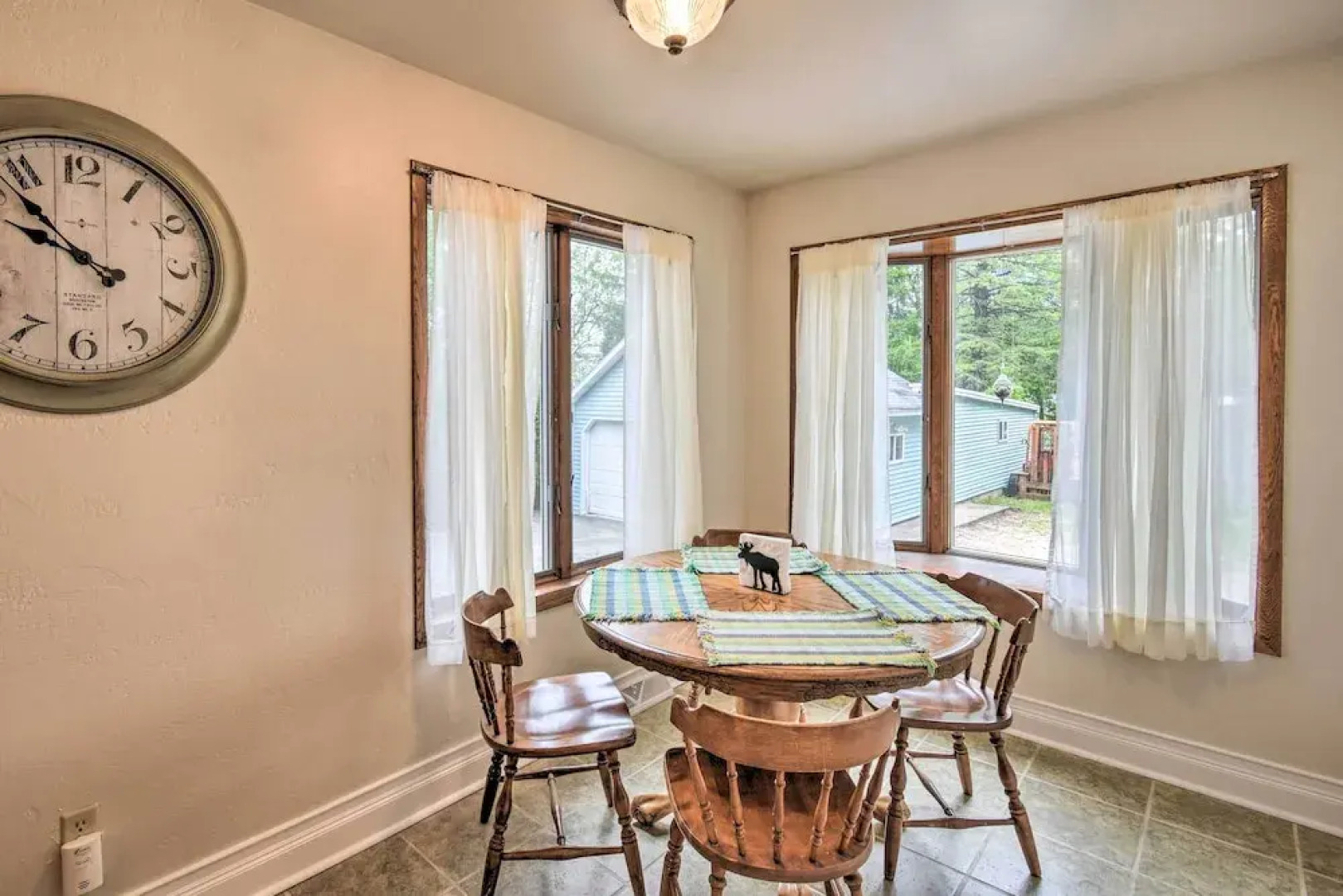 Walkable Lake Elkhart Apt: Dine, Shop, Swim!