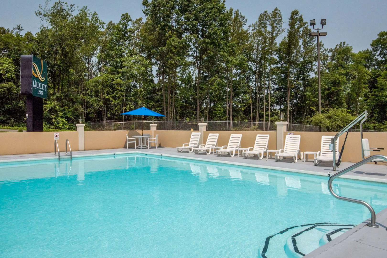 Quality Inn Fairmont