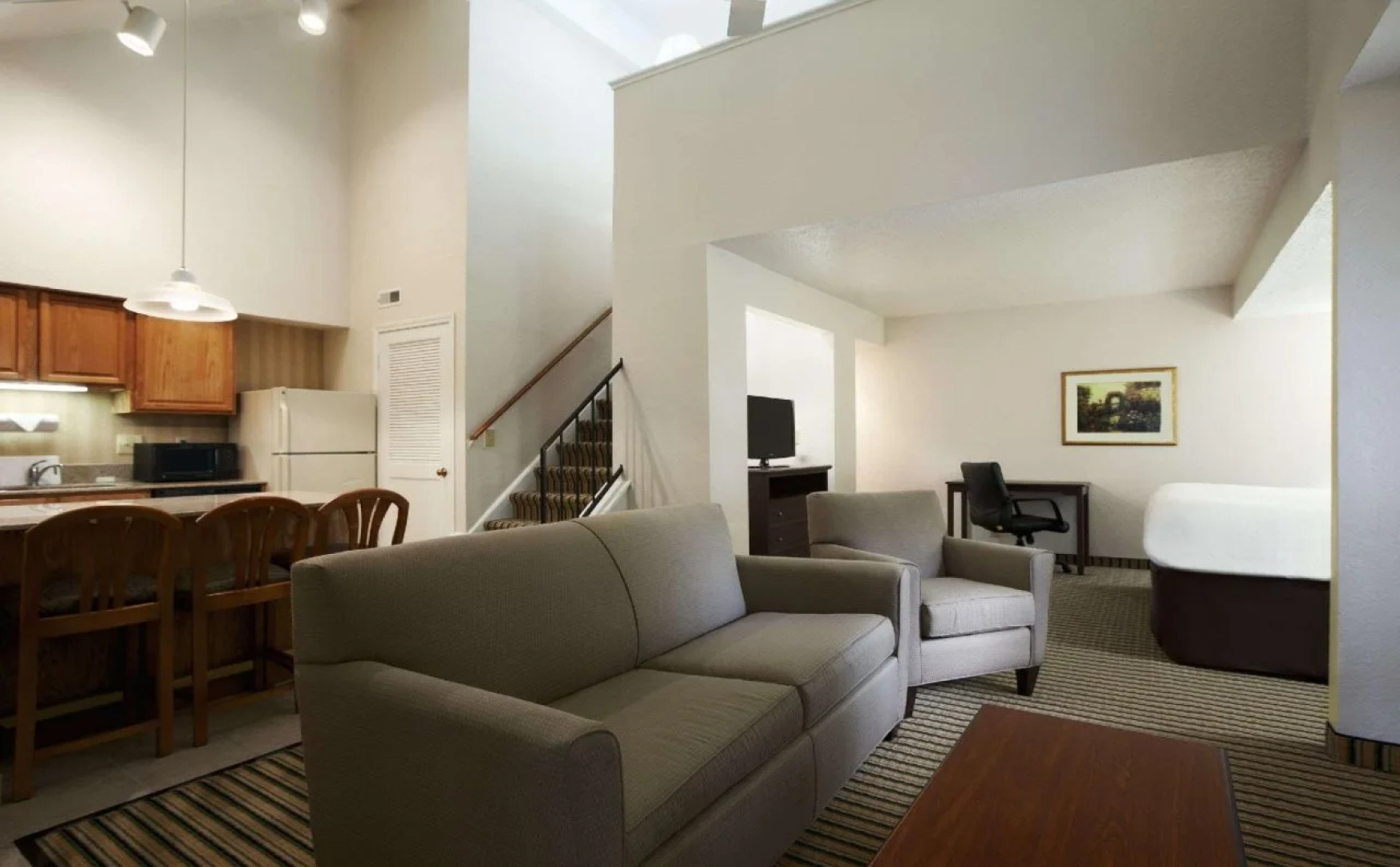 Hawthorn Suites of Troy