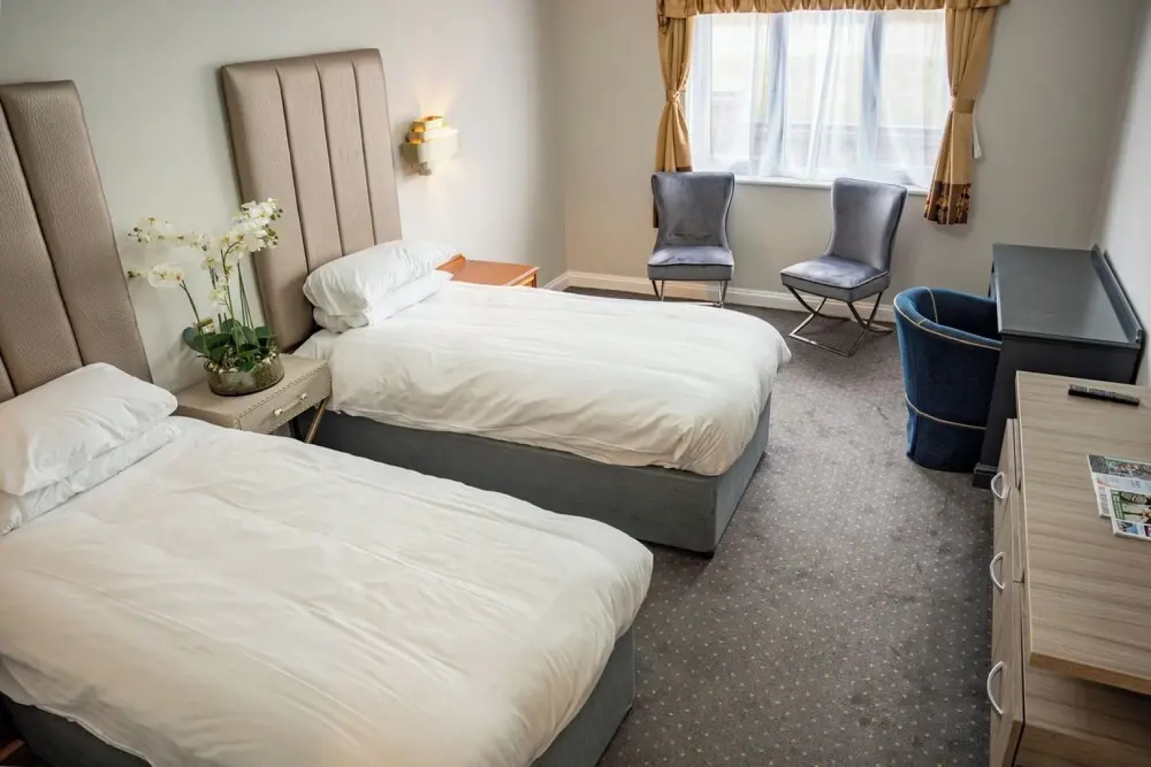 The Pear Tree Inn & Country Hotel