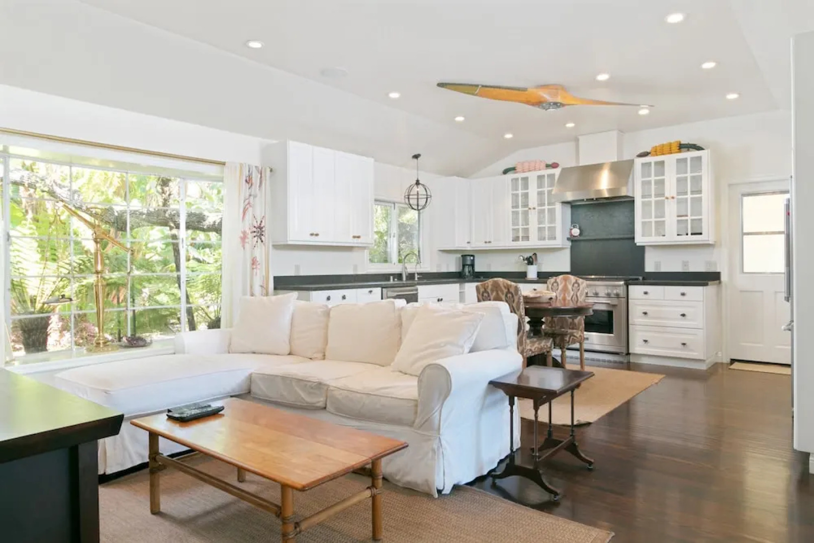 4BR 2 5BA Montecito Luxury Home Pool Sleeps 8 by RedAwning