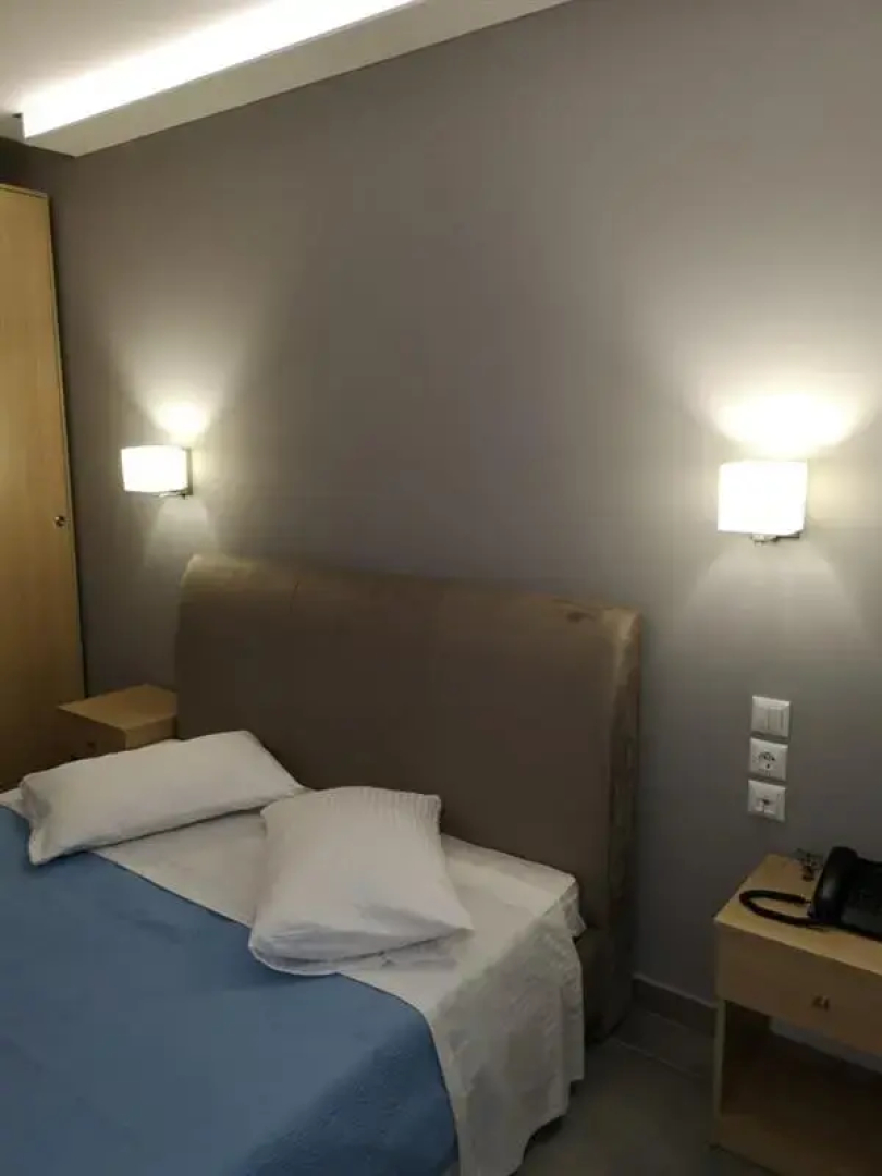 3 Island View Hotel