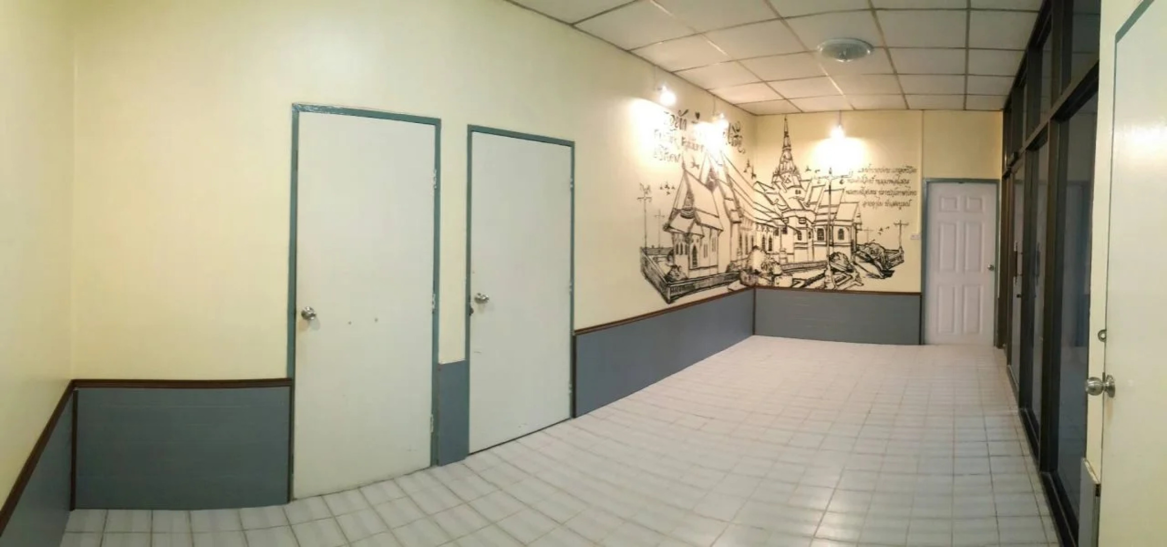 Rurtark Rakturr At 8 Riew Boutique