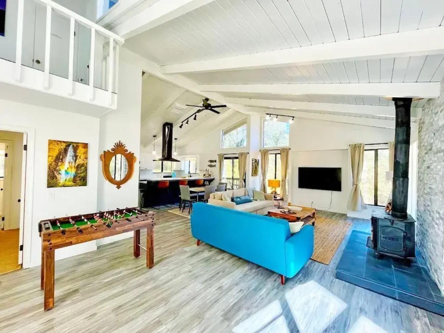 Modern Yosemite Cabin, 15min Bass Lake, Sleeps 8