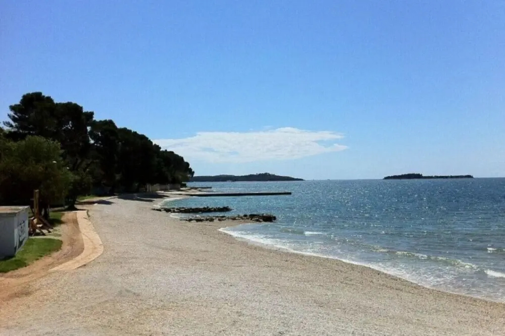 Two-bedroom apartment with sea view