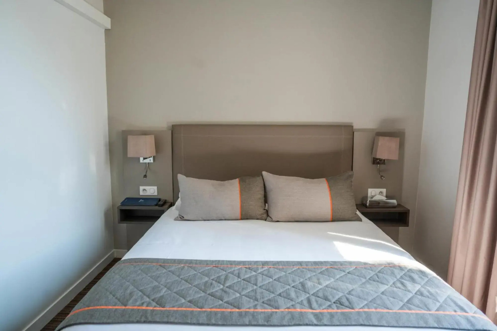 Timhotel Tour Eiffel