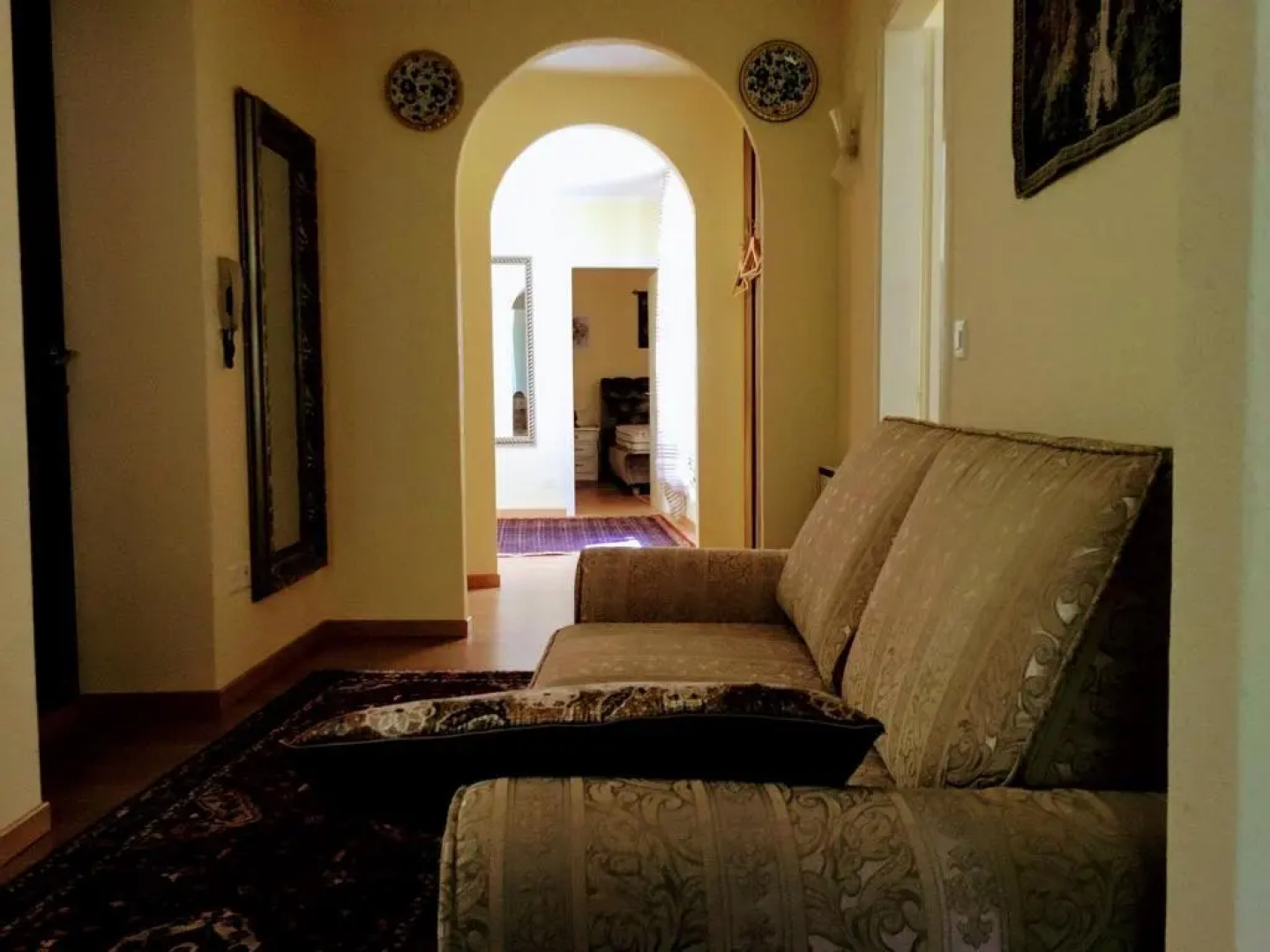 Central lakefront apartment