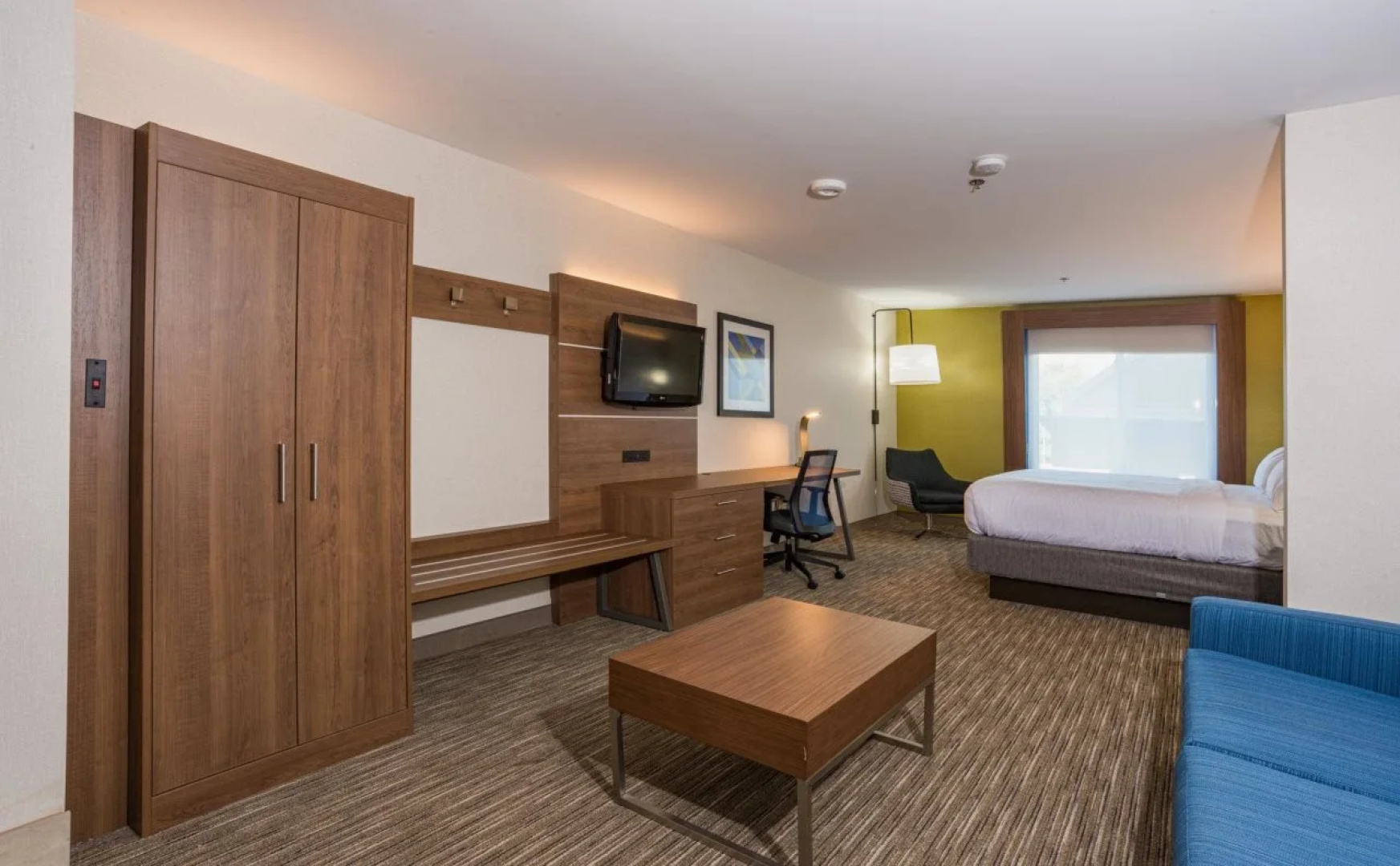 Holiday Inn Express Swansea