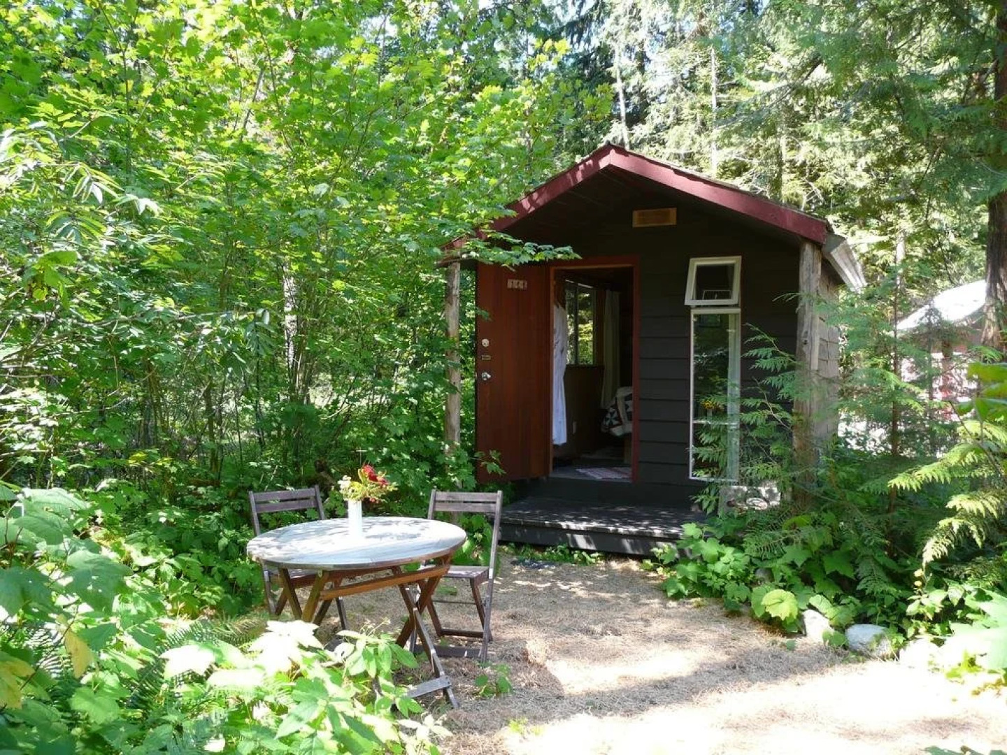 At Kw'o kw'e hala Eco Retreat B&B