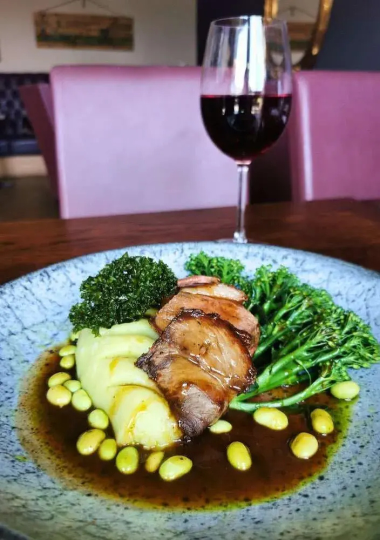 The Oak Tree Inn