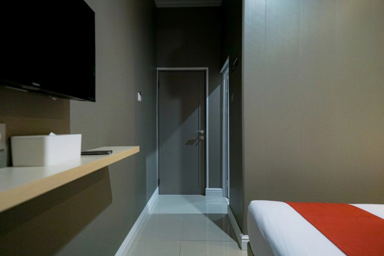 RedDoorz near Exit Toll Sirkuit Sentul