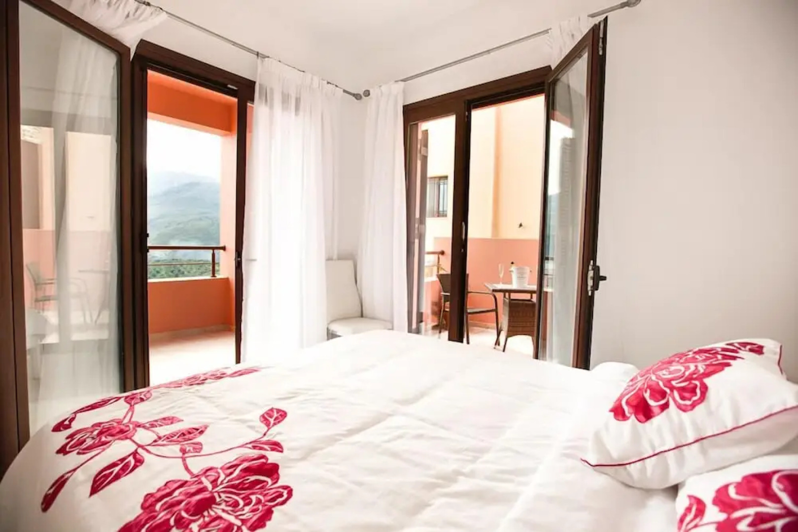 Daphne-Morfi Village