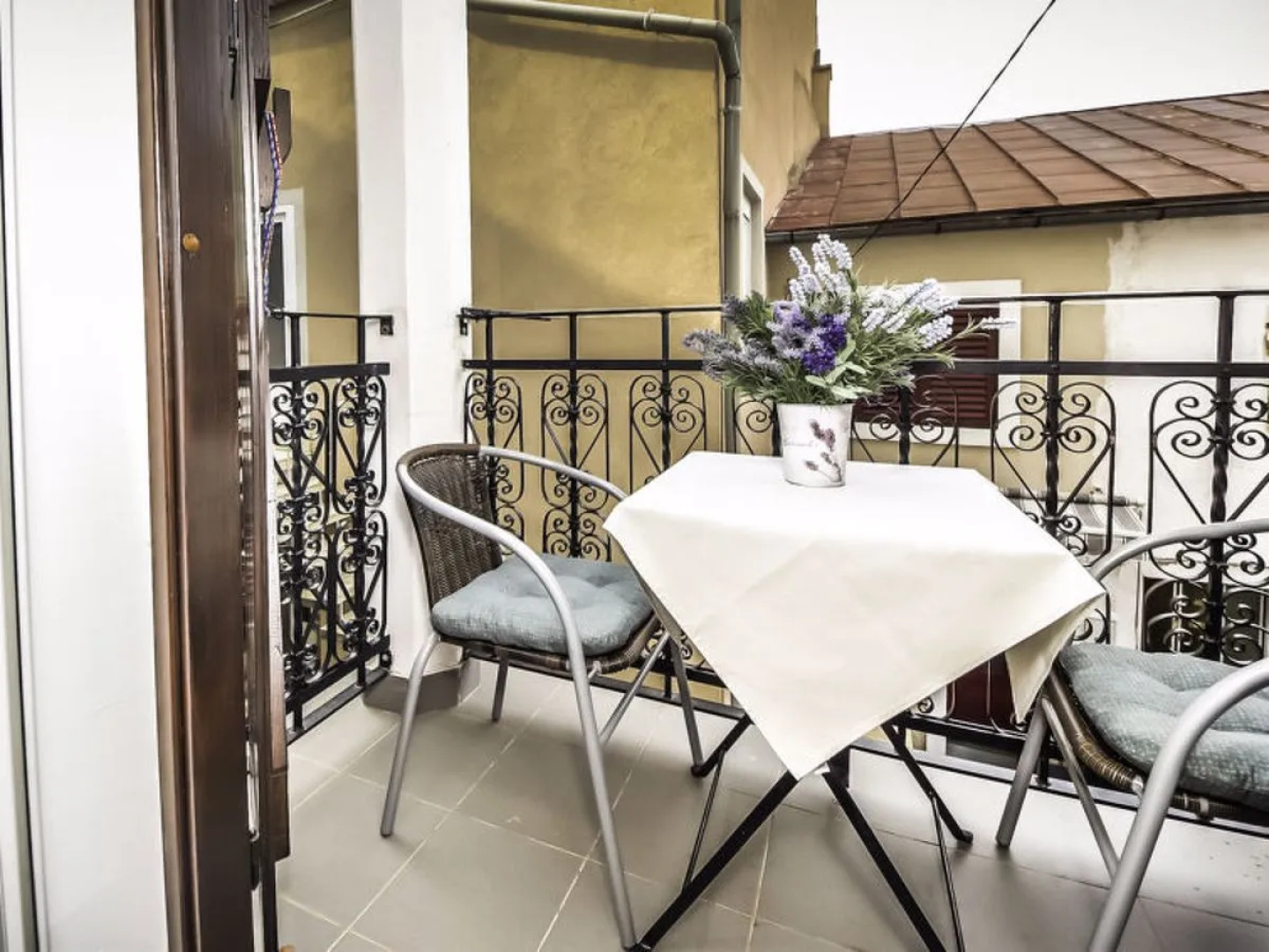 Apartment Snježana Karlobag 18147
