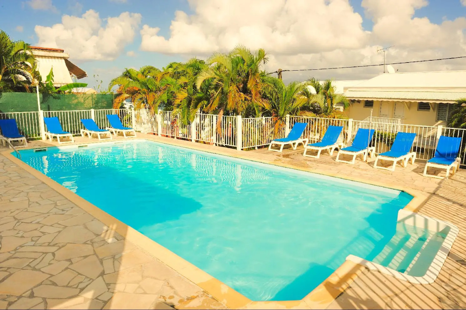 Karibea Camelia Residence