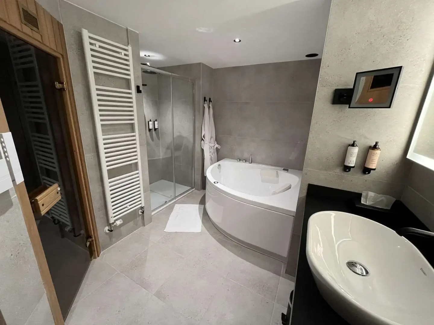 Best Western Plus La Fayette Hotel And Spa