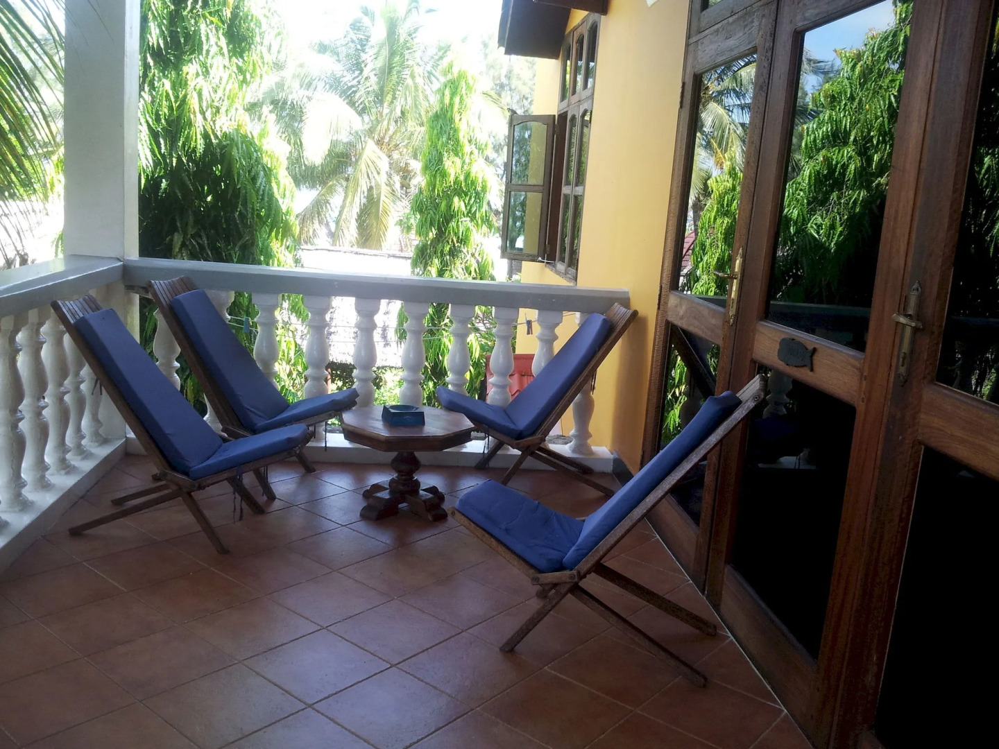 Mnarani Beach Cottages