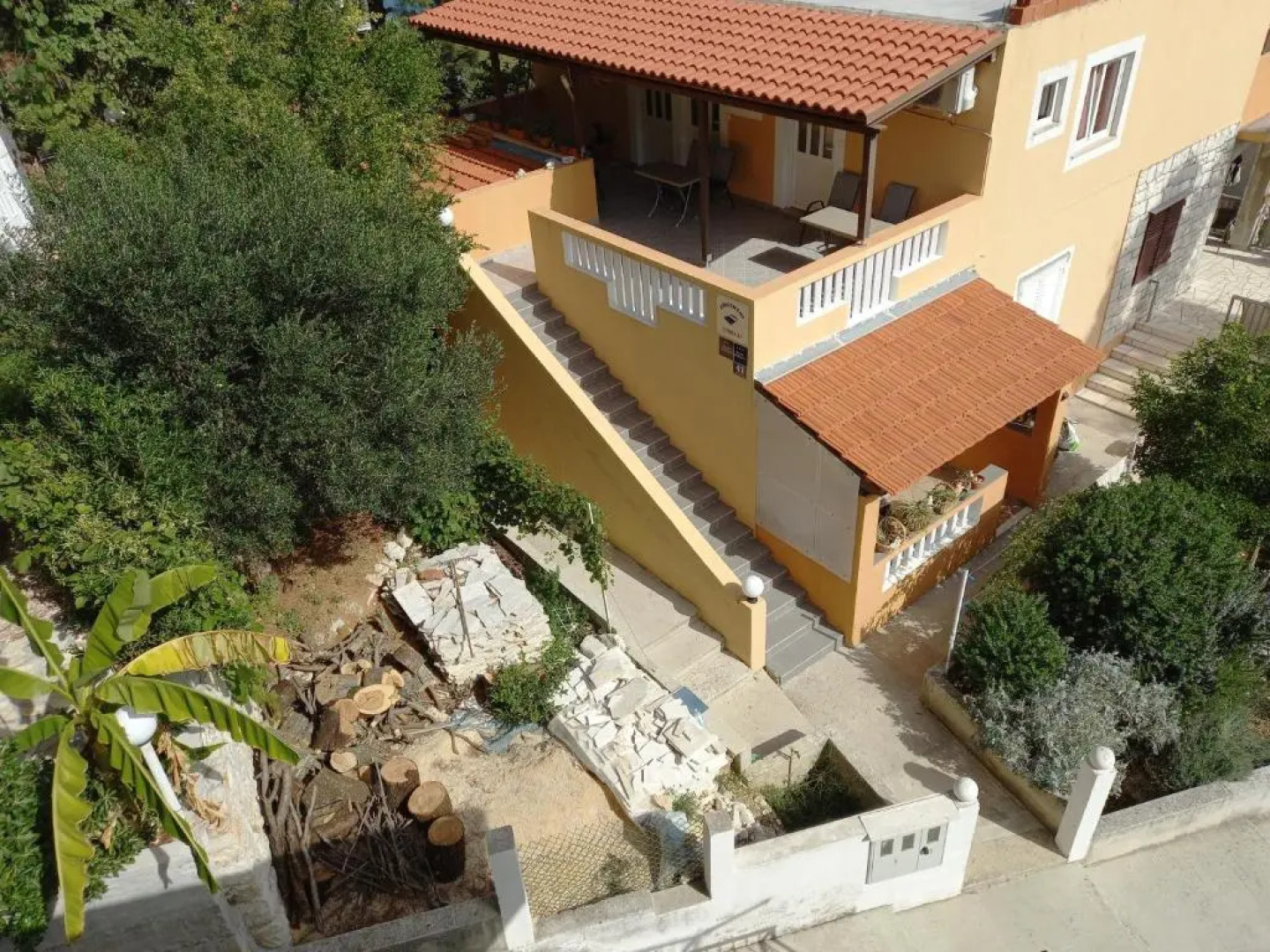 Apartments Vinko Mljet- One-bedroom Apartment With Terrace