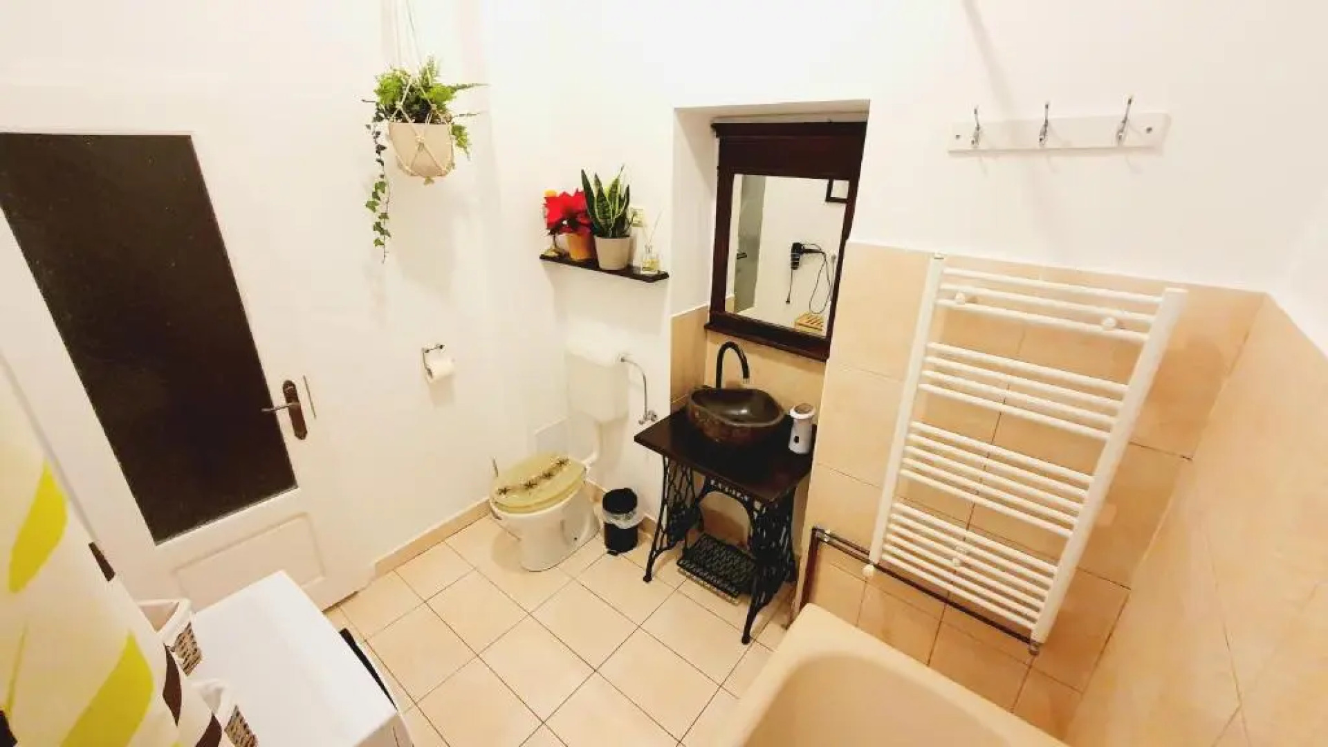 Writer s street residence